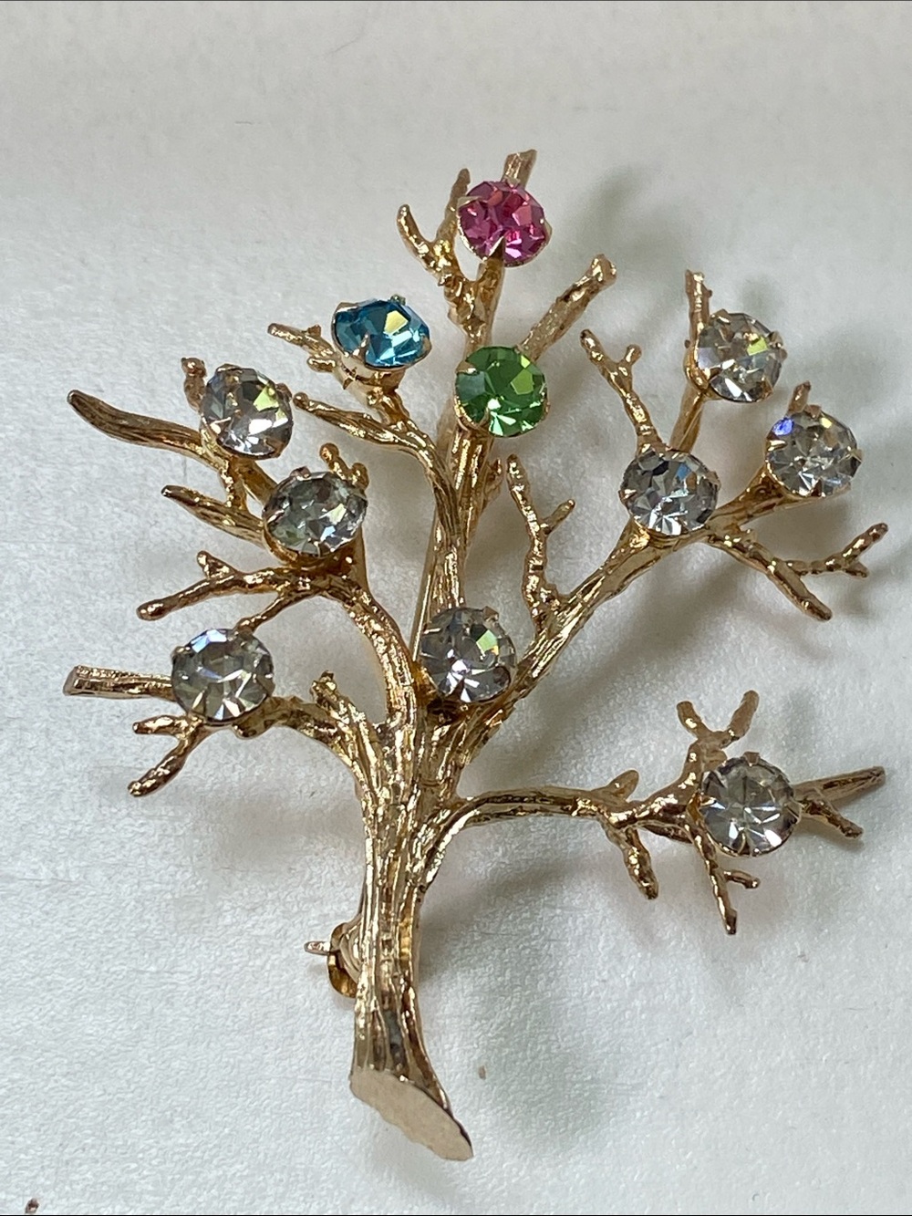 Sterling under gold vermeil catamore vintage stamped rhinestone prong set brooch